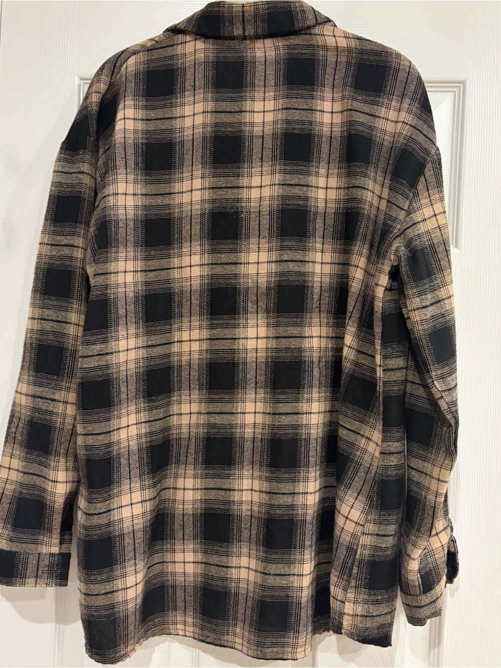 Oversized Plaid Button-Down Shirt - Picture 8 of 8